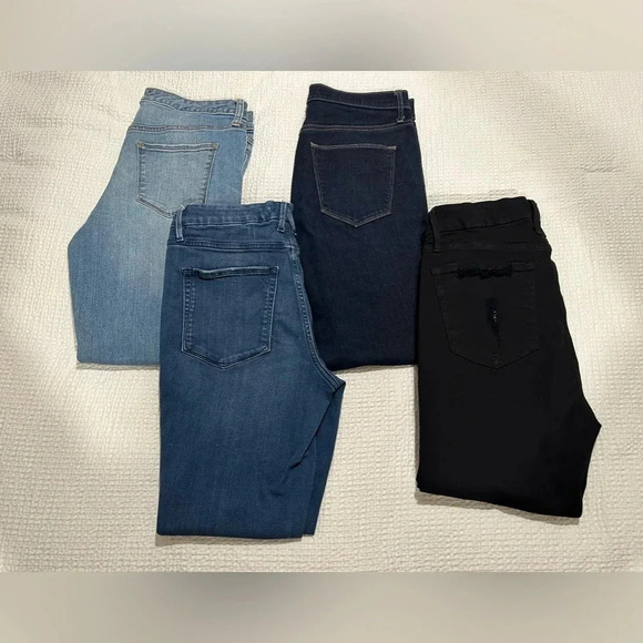 Good American Denim - Size  30 Denim Bundle